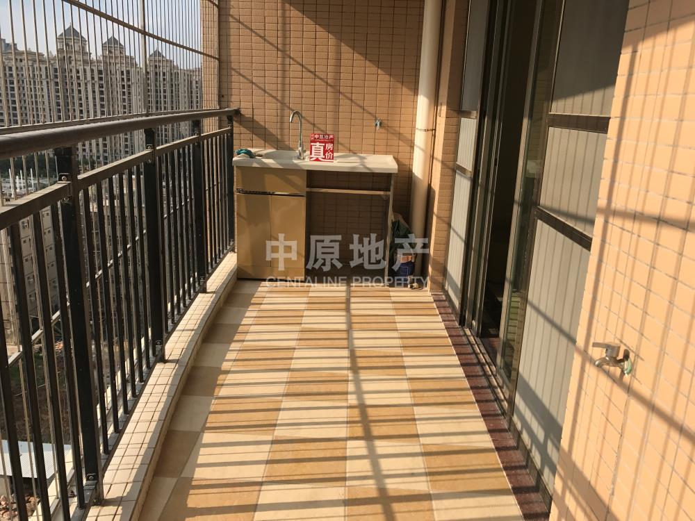 惠州江北华润御苑117平米全新装修好房出售
